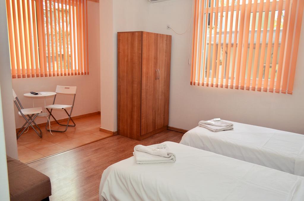 Guest House Anelim Veliko Tarnovo Ngoại thất bức ảnh
